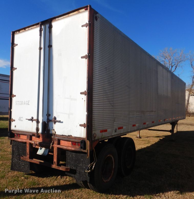 image for item DJ8552 1962 Fruehauf VB6-R2-40 dry van trailer