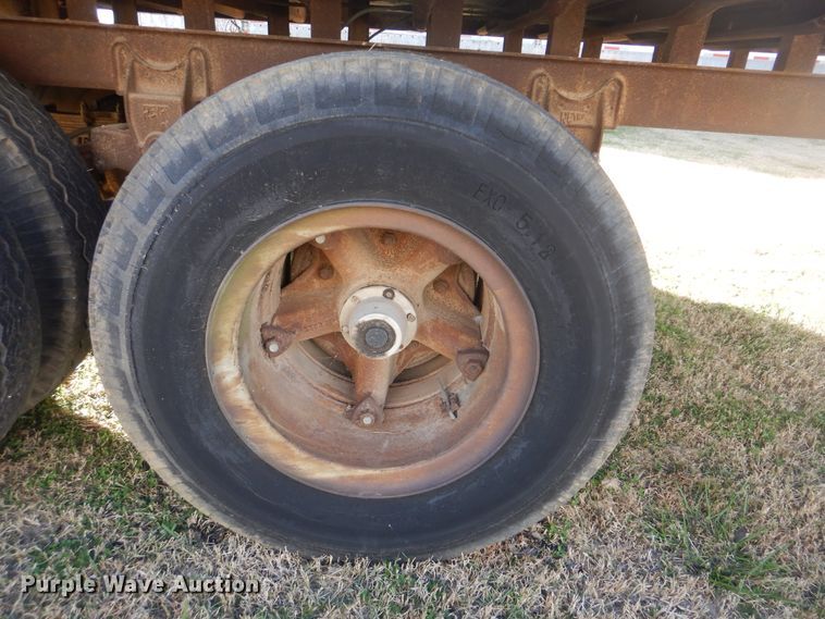 image for item DJ8552 1962 Fruehauf VB6-R2-40 dry van trailer