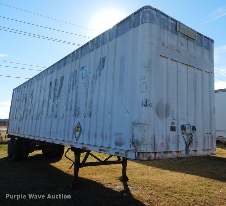 image for item DJ8554 1969 Fruehauf dry van trailer