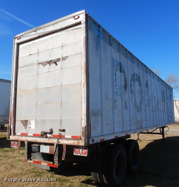 image for item DJ8554 1969 Fruehauf dry van trailer