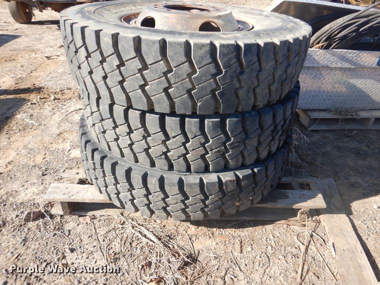 image for item DJ8565 Truck parts