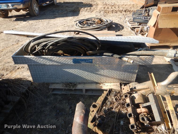 image for item DJ8565 Truck parts