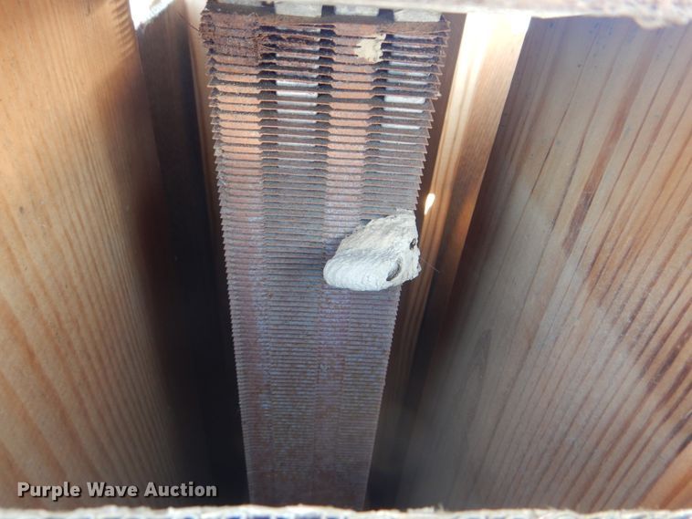 image for item DJ8565 Truck parts