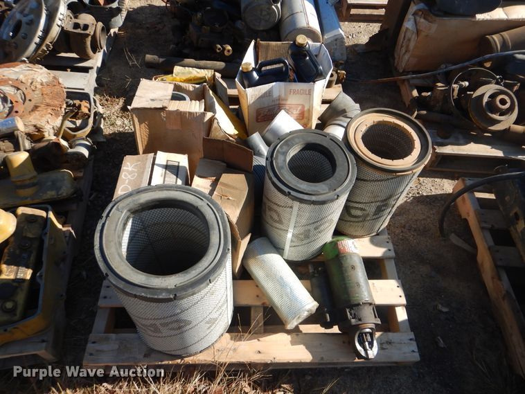 image for item DJ8565 Truck parts