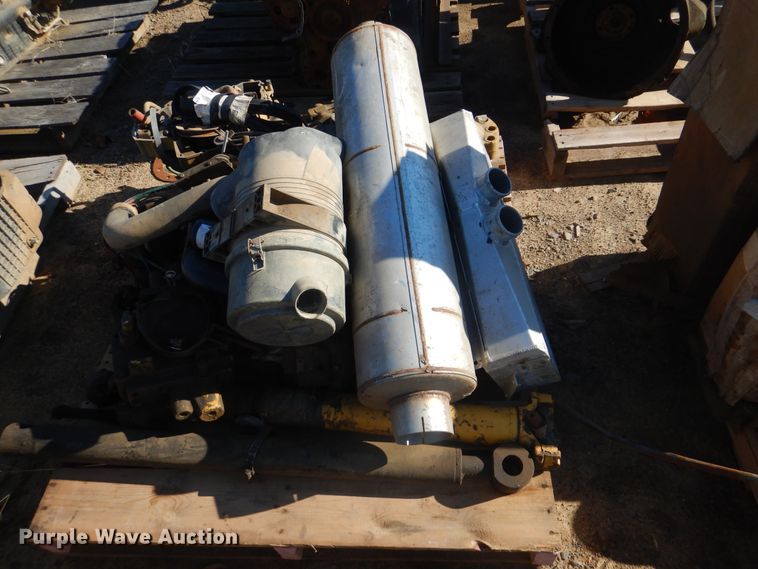 image for item DJ8565 Truck parts