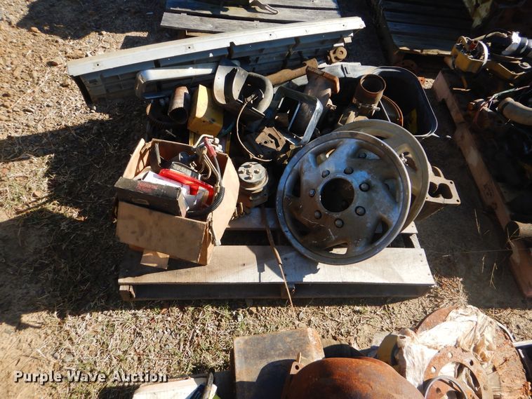 image for item DJ8565 Truck parts