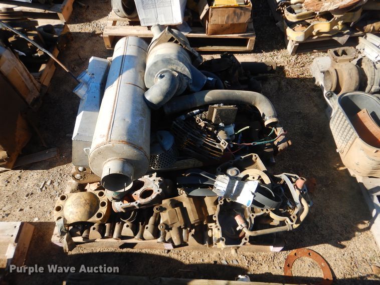 image for item DJ8565 Truck parts