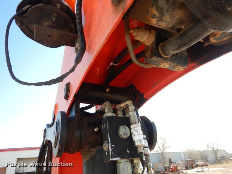 image for item DJ8811 2004 Freightliner Business Class M2  crane truck