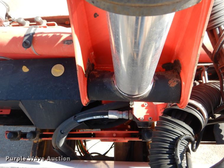 image for item DJ8811 2004 Freightliner Business Class M2  crane truck