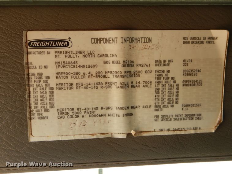 image for item DJ8811 2004 Freightliner Business Class M2  crane truck