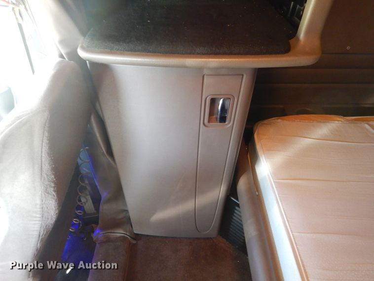 image for item DJ8813 2014 Peterbilt 388  semi truck