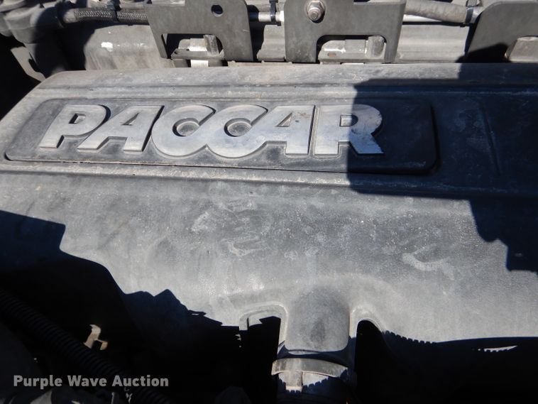 image for item DJ8813 2014 Peterbilt 388  semi truck