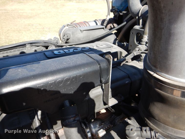 image for item DJ8813 2014 Peterbilt 388  semi truck