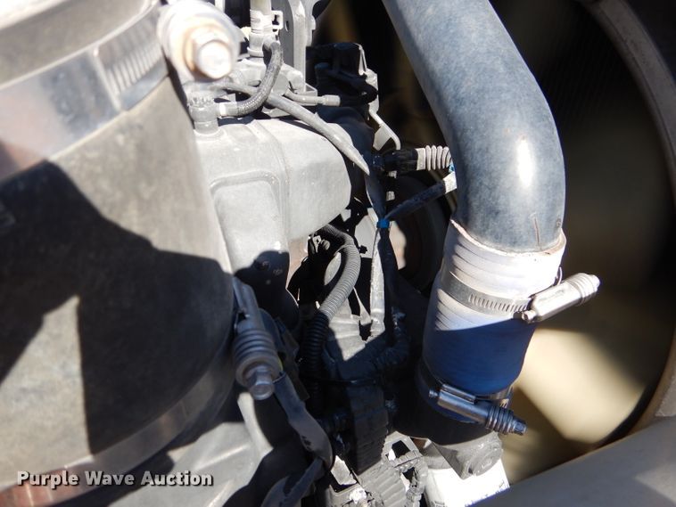 image for item DJ8813 2014 Peterbilt 388  semi truck