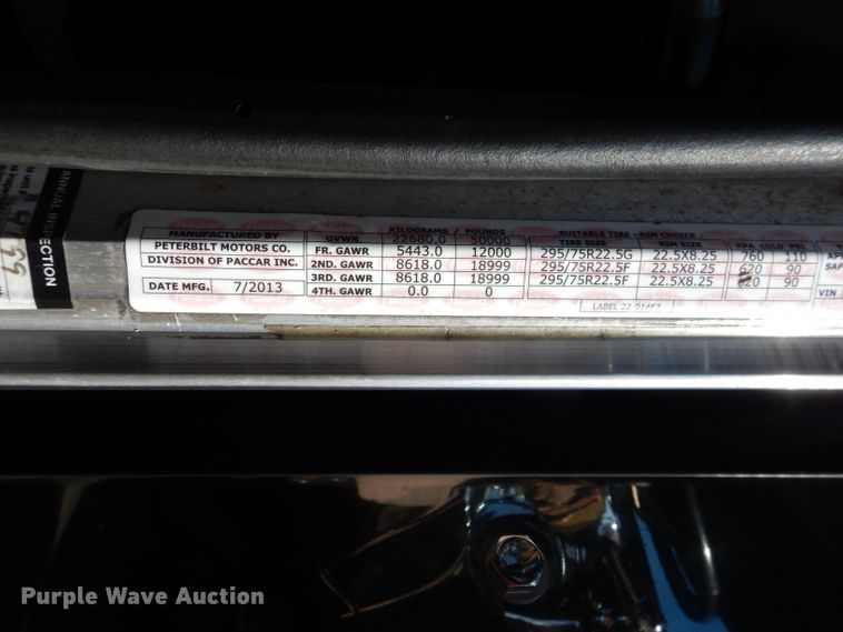 image for item DJ8813 2014 Peterbilt 388  semi truck