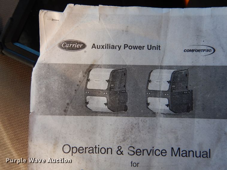 image for item DJ8813 2014 Peterbilt 388  semi truck