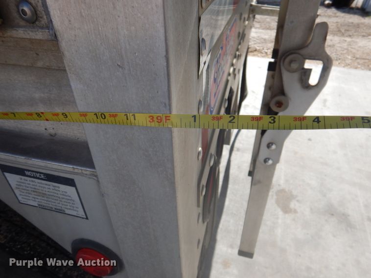 image for item DY9606 2007 Wilson DWH-500 double hopper bottom grain trailer