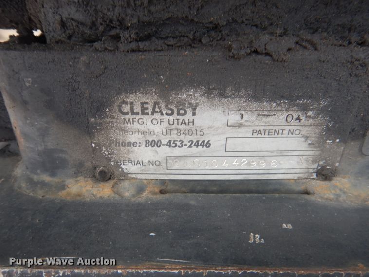 image for item DY9643 2004 International 7500  shingle conveyor truck