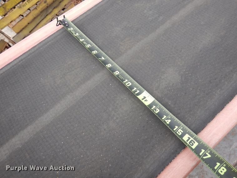 image for item DY9643 2004 International 7500  shingle conveyor truck