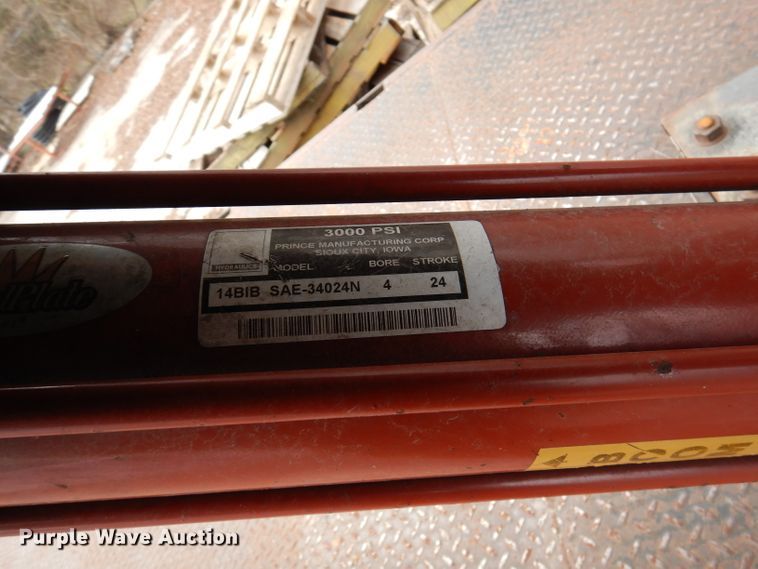 image for item DY9643 2004 International 7500  shingle conveyor truck