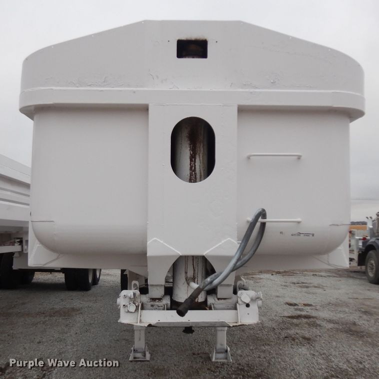 image for item EY9062 1999 Clement HL3526 end dump trailer