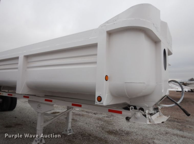 image for item EY9062 1999 Clement HL3526 end dump trailer