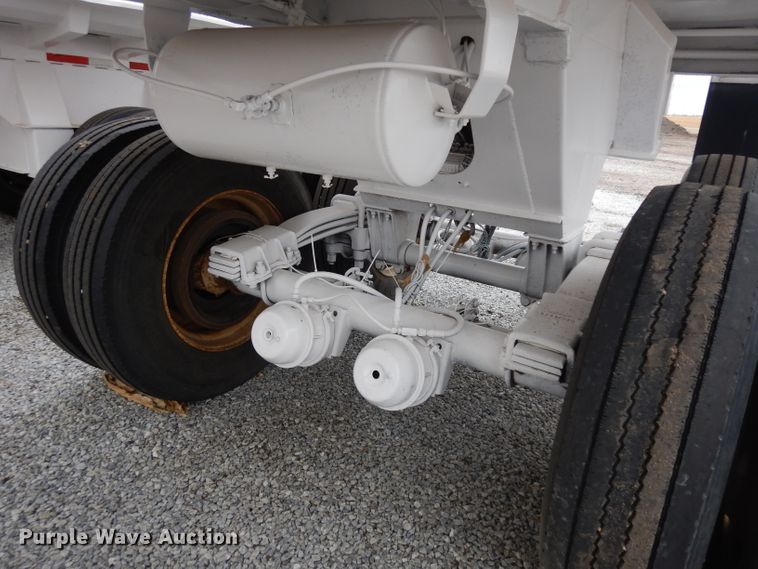 image for item EY9062 1999 Clement HL3526 end dump trailer