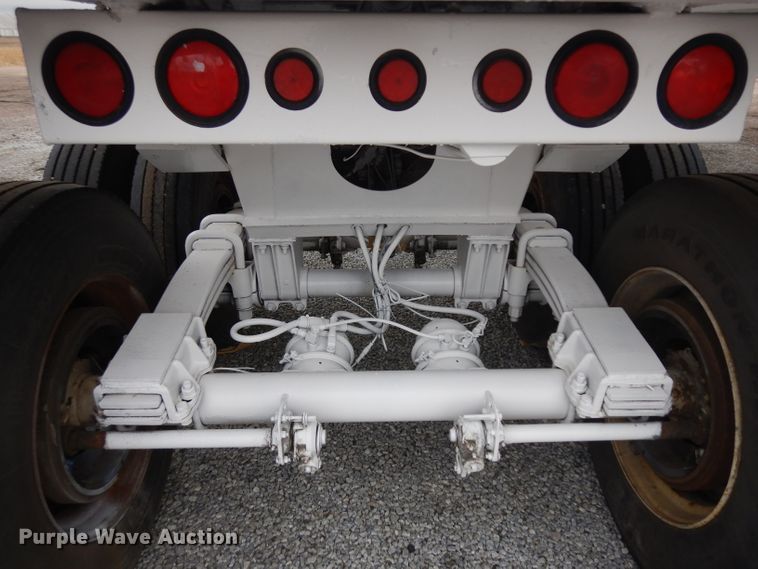 image for item EY9062 1999 Clement HL3526 end dump trailer