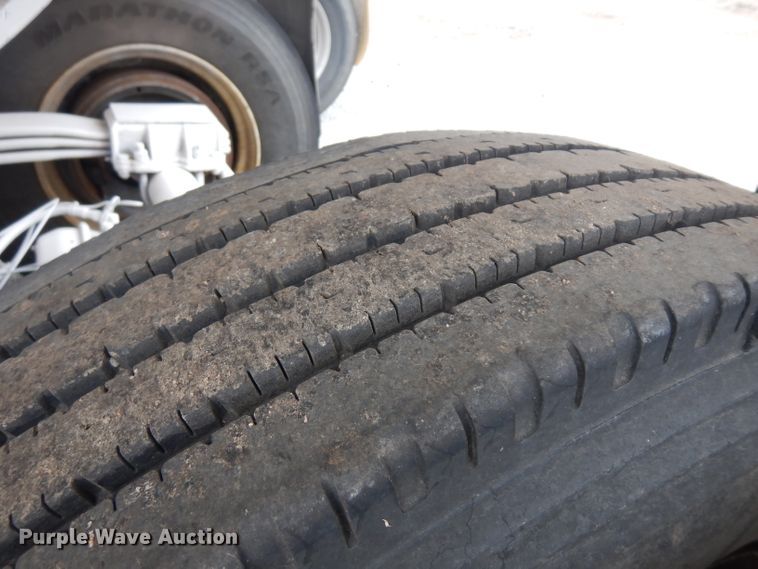 image for item EY9062 1999 Clement HL3526 end dump trailer