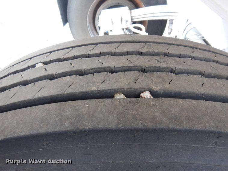 image for item EY9062 1999 Clement HL3526 end dump trailer