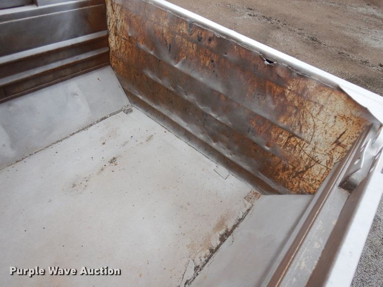 image for item EY9063 2000 Lufkin end dump trailer