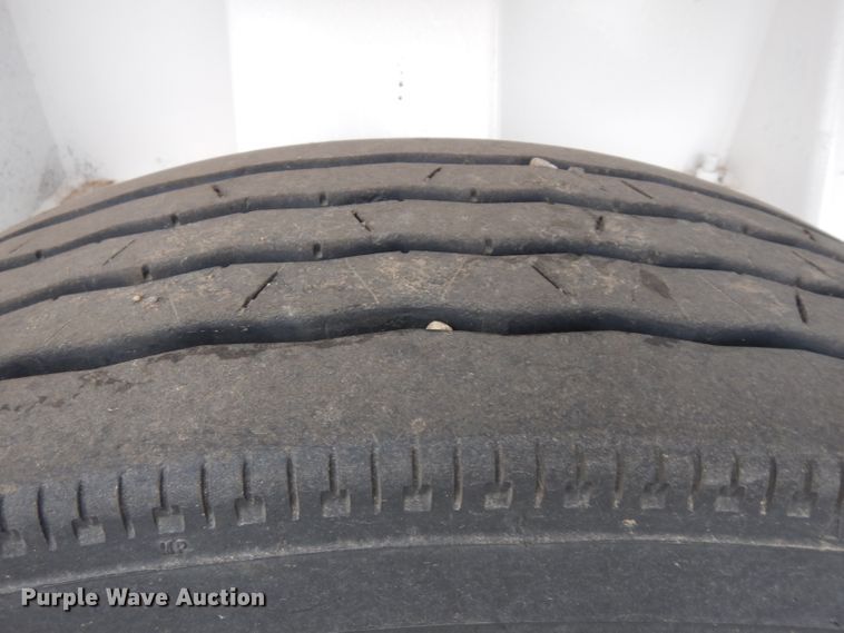 image for item EY9063 2000 Lufkin end dump trailer