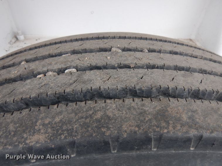 image for item EY9063 2000 Lufkin end dump trailer