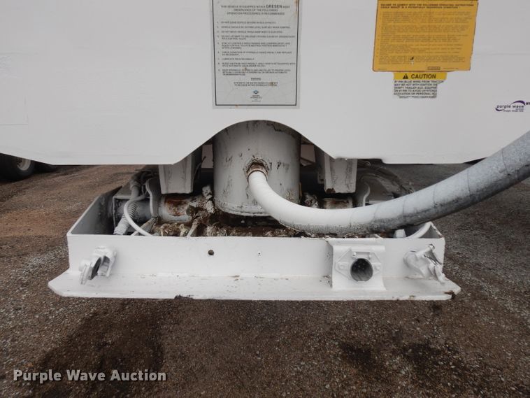 image for item EY9064 1999 Lufkin ULDII-38 end dump trailer