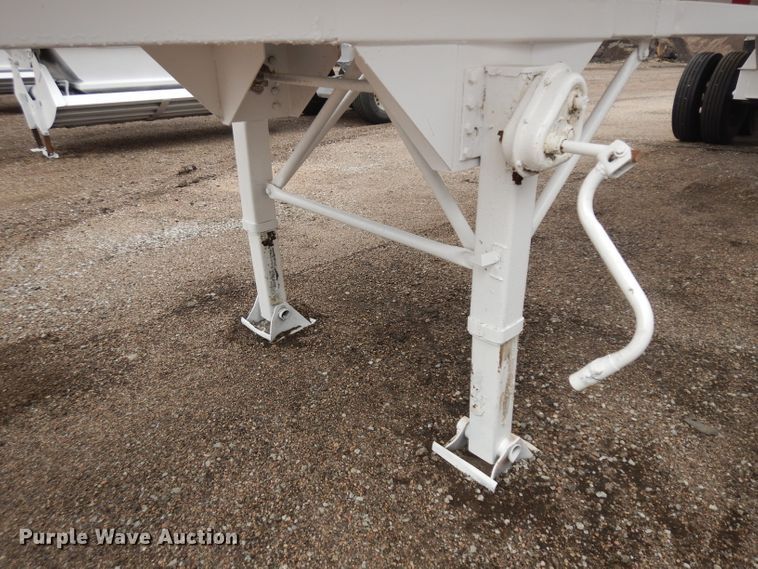 image for item EY9064 1999 Lufkin ULDII-38 end dump trailer