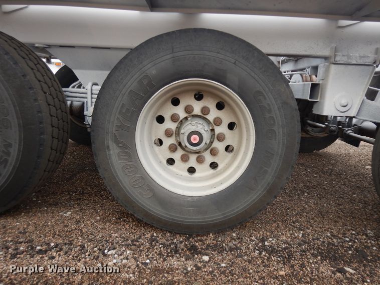 image for item EY9065 1995 Trail King TK54BDU-433 bottom dump trailer