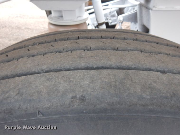 image for item EY9065 1995 Trail King TK54BDU-433 bottom dump trailer