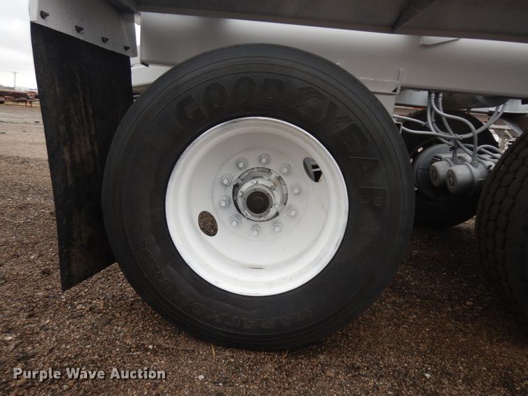 image for item EY9065 1995 Trail King TK54BDU-433 bottom dump trailer