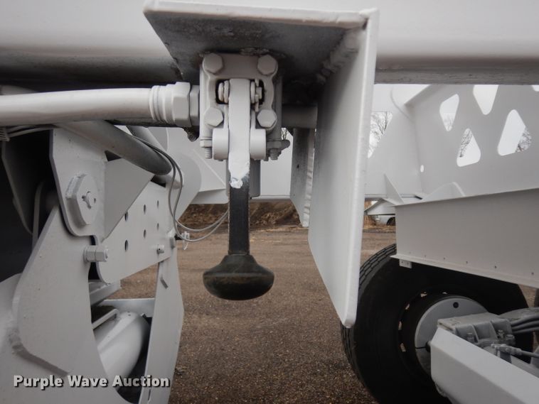 image for item EY9066 1994 Trail King TK54BDU-433 bottom dump trailer