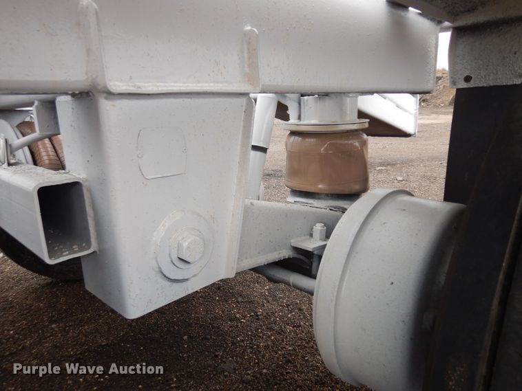 image for item EY9066 1994 Trail King TK54BDU-433 bottom dump trailer