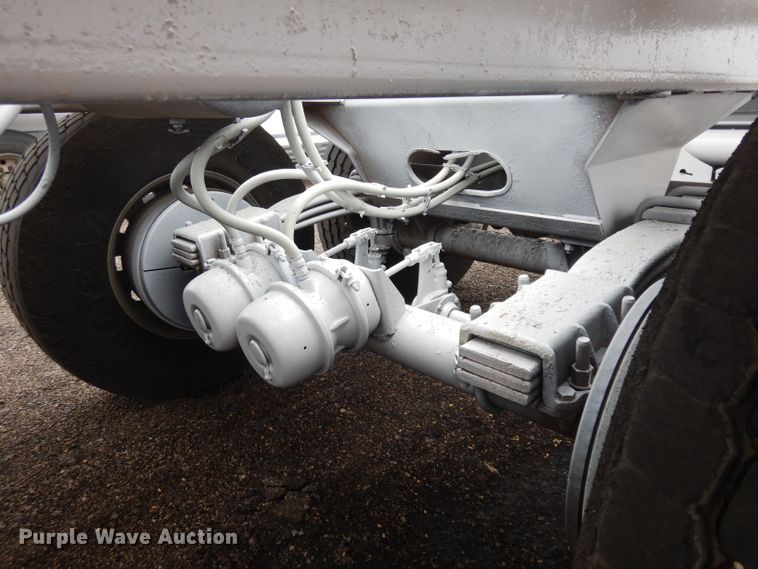 image for item EY9066 1994 Trail King TK54BDU-433 bottom dump trailer