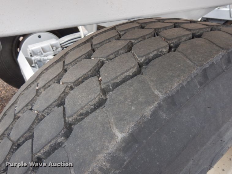 image for item EY9066 1994 Trail King TK54BDU-433 bottom dump trailer