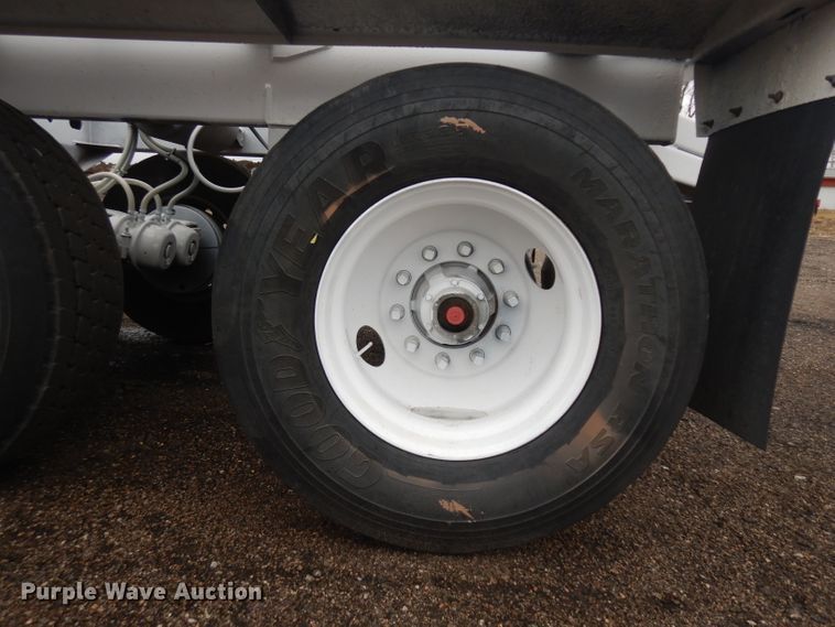 image for item EY9066 1994 Trail King TK54BDU-433 bottom dump trailer