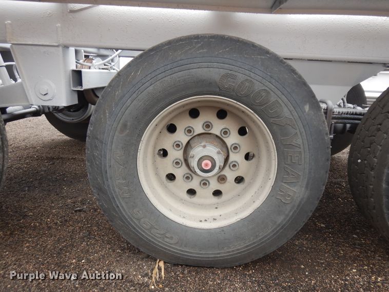 image for item EY9066 1994 Trail King TK54BDU-433 bottom dump trailer