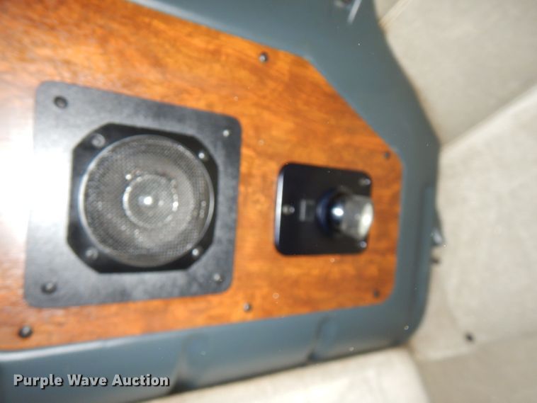 image for item GK9489 2000 Peterbilt 378  semi truck