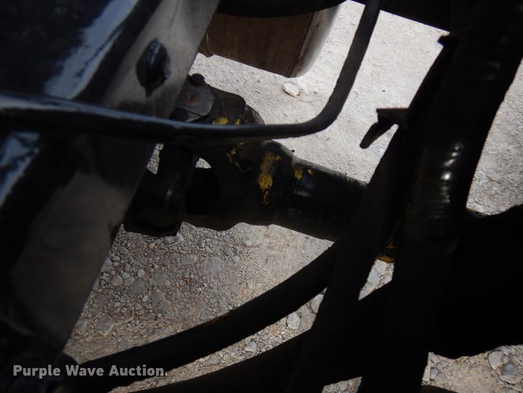 image for item GK9489 2000 Peterbilt 378  semi truck