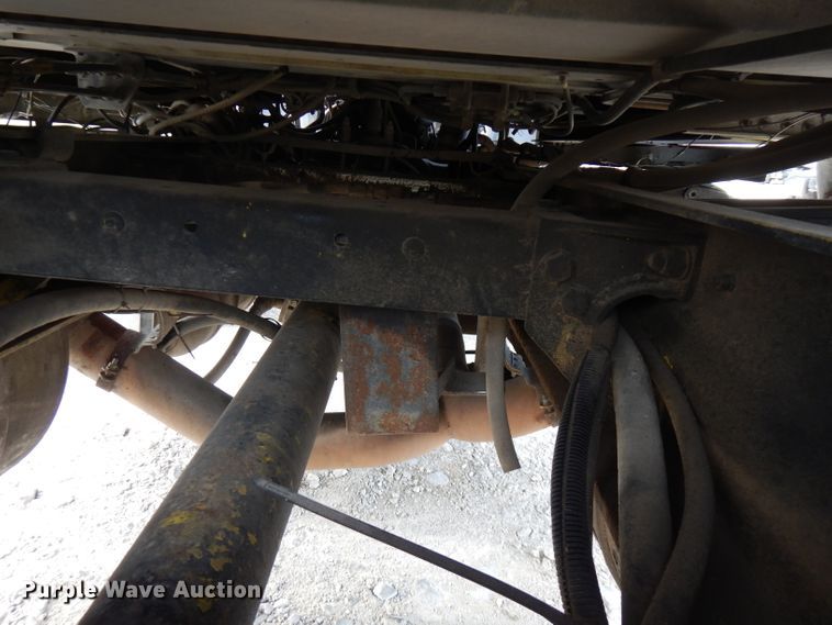 image for item GK9489 2000 Peterbilt 378  semi truck