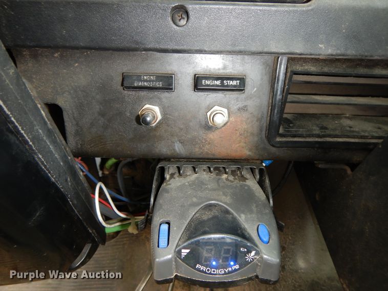 image for item GK9554 1999 International 4900  semi truck