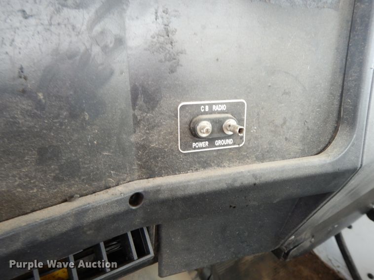 image for item GK9554 1999 International 4900  semi truck