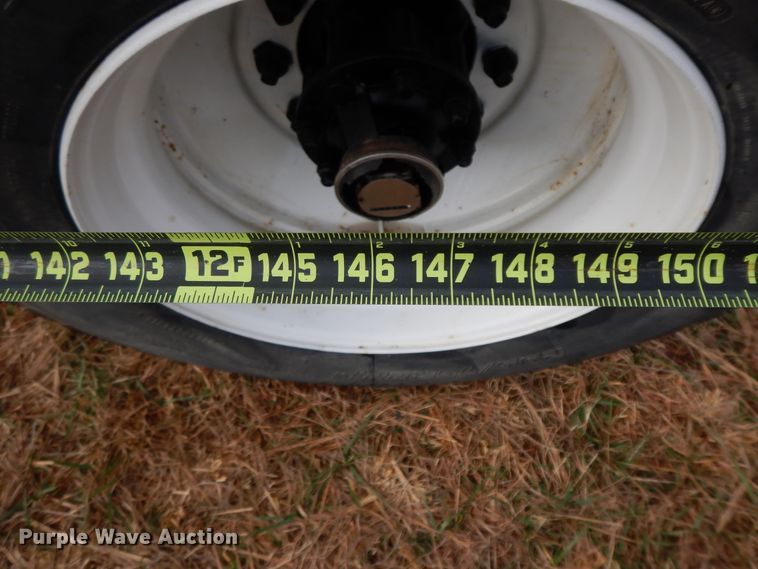 image for item GK9554 1999 International 4900  semi truck